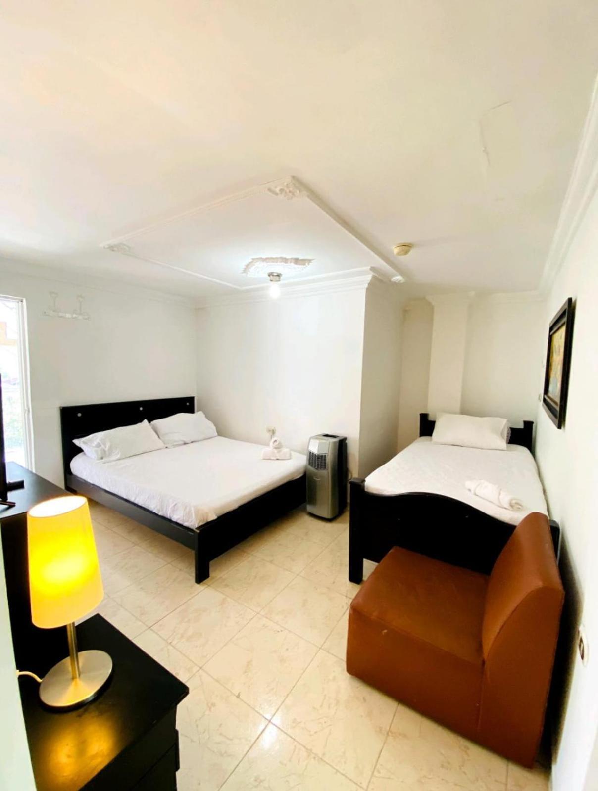 Hotel West California Puerto Espejo Buitenkant foto
